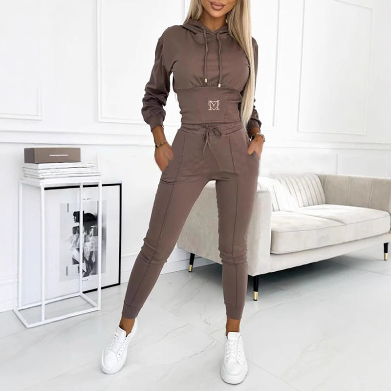 🌸2025 HOT SALE -50%OFF Women's Two-Piece Hooded Tracksuit Set(Buy 2 Free shipping✈️)