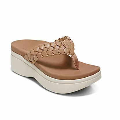 Simple supportive sandals for women