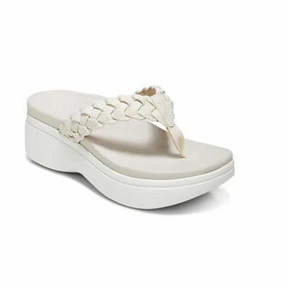 Simple supportive sandals for women