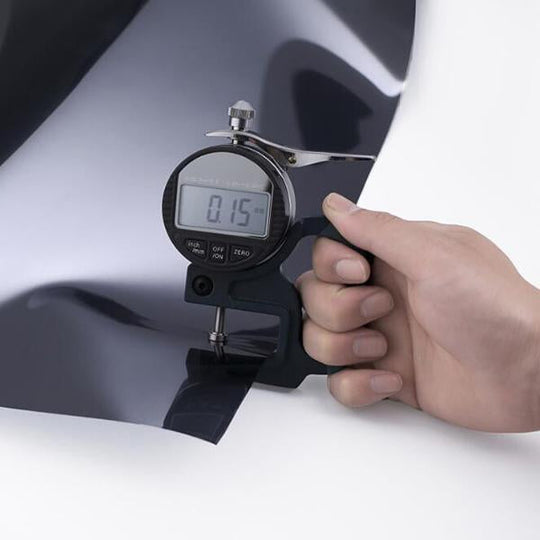 Топлоизолиращо фолио за поверителност