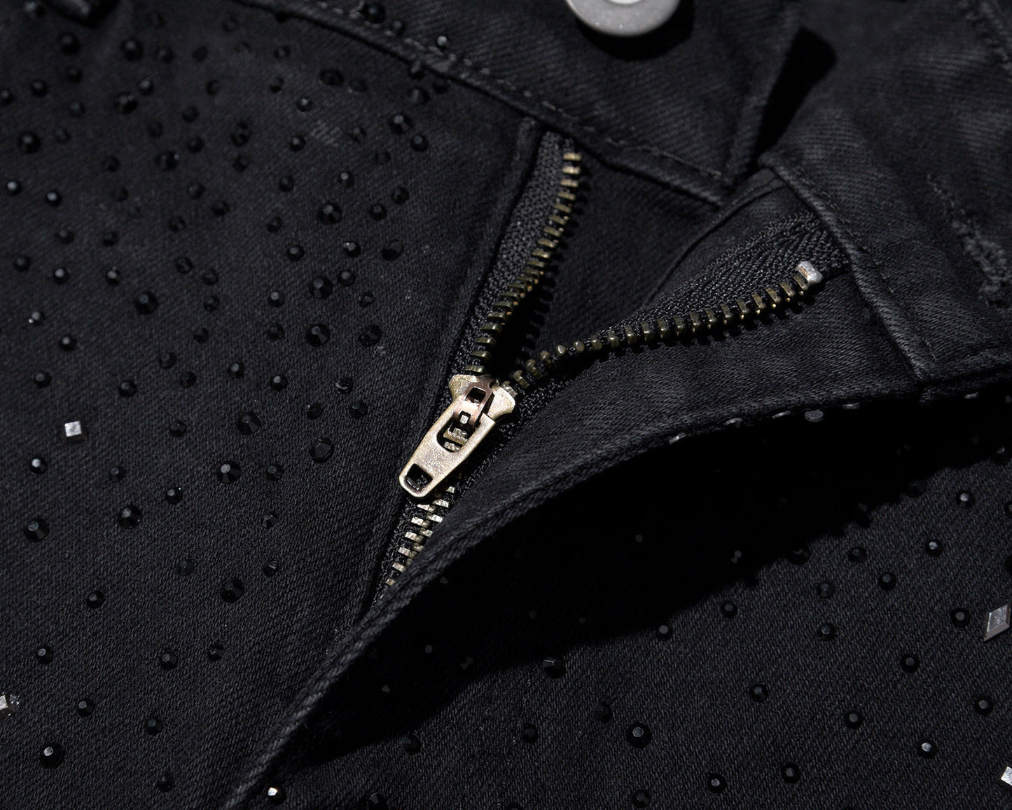 👖 HOT SALE 60% OFF! ✨ Rhinestone Embellished Slim-Fit Black Denim Jeans - Stretch Comfort with Sparkling Waistband for a Dazzling Look 💎🖤