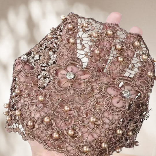 Naiste lilleline pitsist pearätt