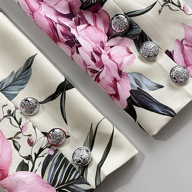 Savršen kratki sako s botaničkim cvjetnim uzorkom na preklop i duge rukave