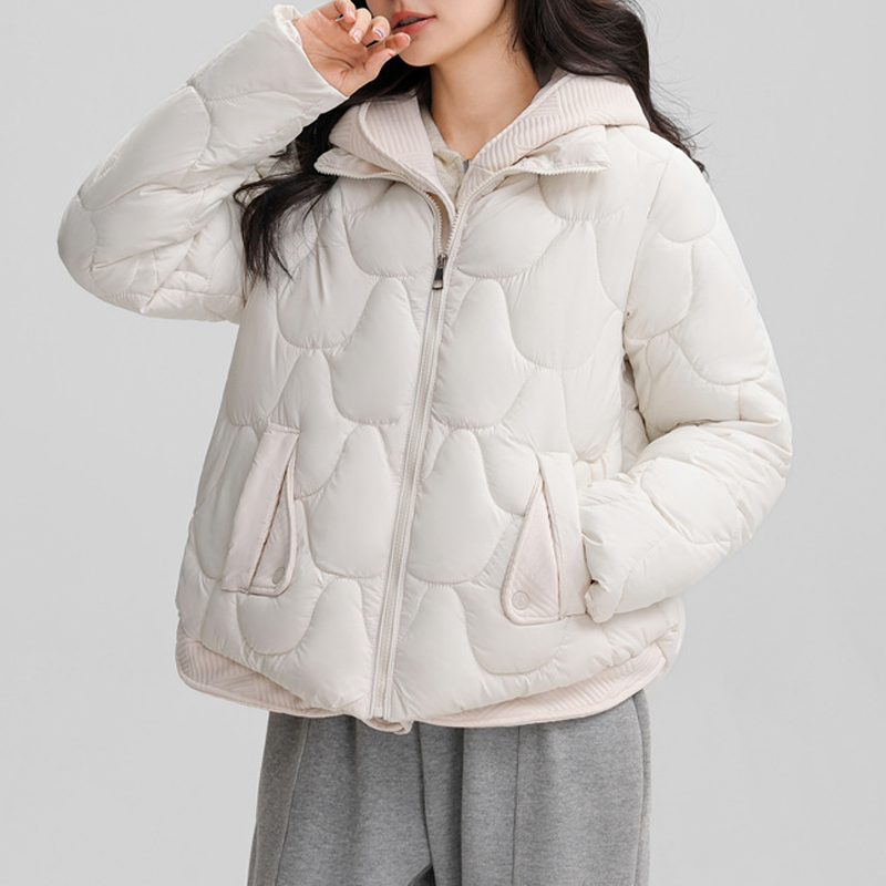 🔥🧥Short warm winter jacket for women – quilted jacket with hood and pockets