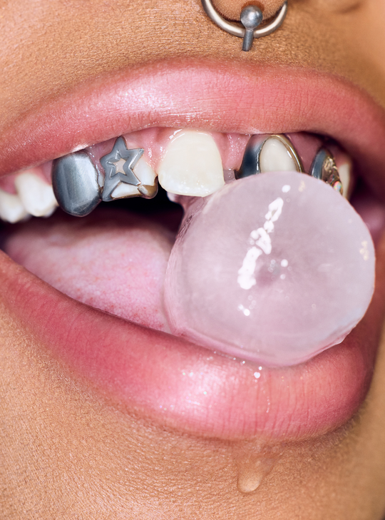 💄 OSTA 1, SAA 1 ILMAISEKSI! 🎉 Invisible Extreme Plumping Lip Liner – Huomaamaton, pitkäkestoinen ja volyymia antava 💋📦