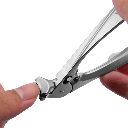 🏆50K+ SOLD! ✂️ Black Curved Nail Clipper – Ergonomic & Easy for Seniors