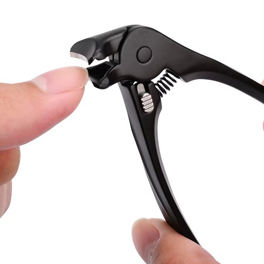 🏆50K+ SOLD! ✂️ Black Curved Nail Clipper – Ergonomic & Easy for Seniors